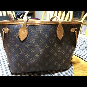 Louis Vuitton Neverfull PM
